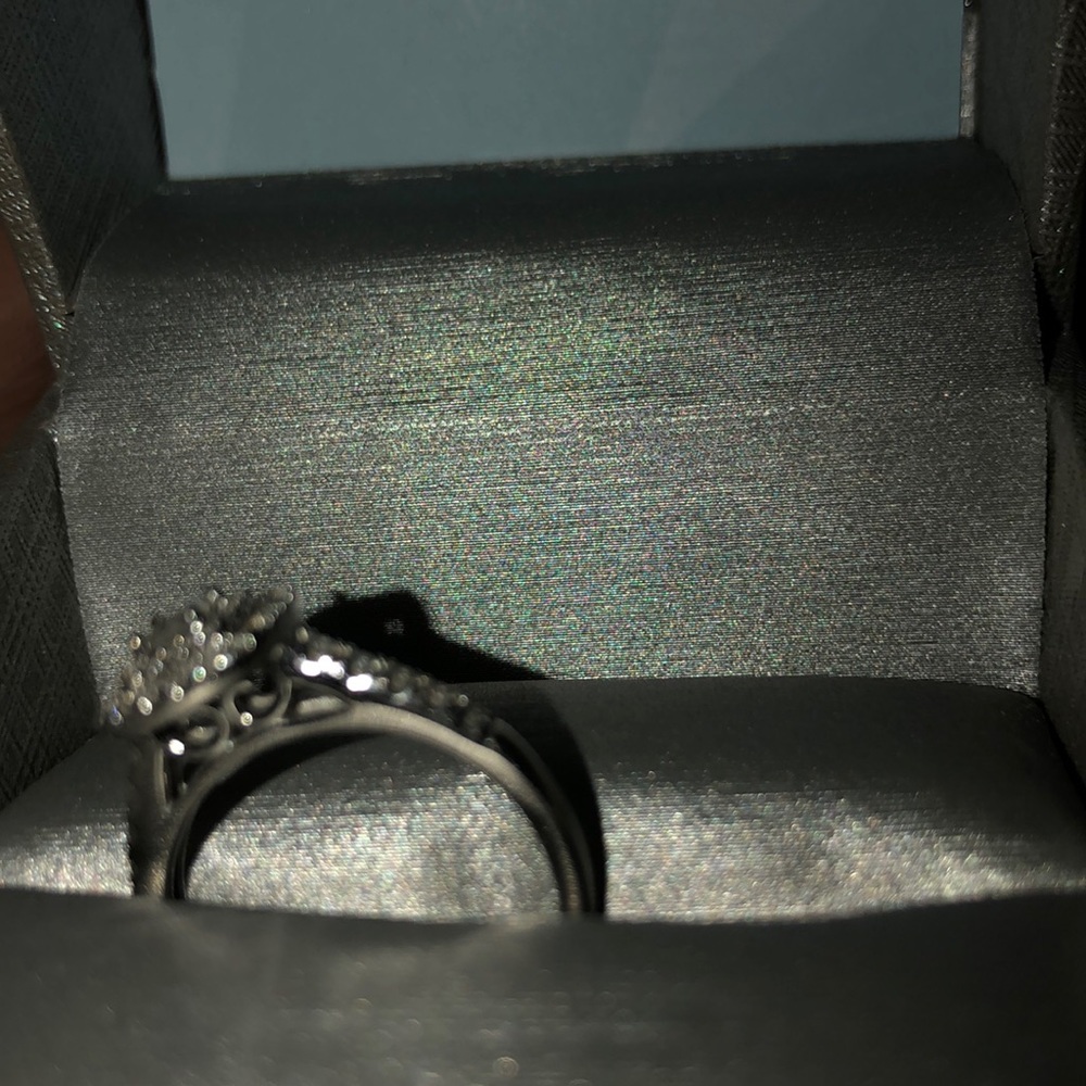 Beautiful Ring. - Picture 6 of 11